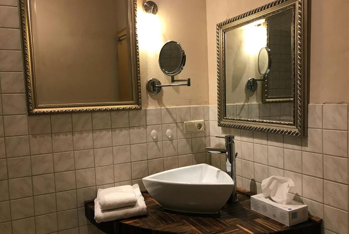 Landhotel Untere Muehle Strassberg Екстер'єр фото